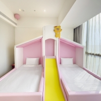 熊家族主題親子房09